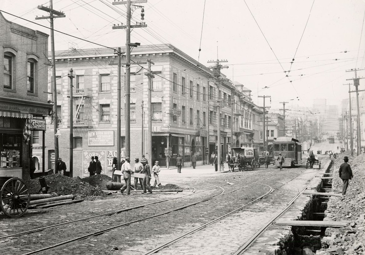 Kearny & Broadway, 1910.
