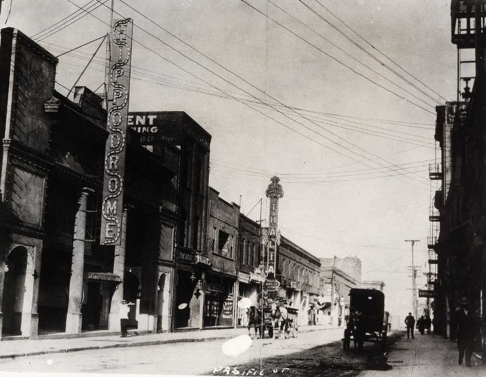 Exterior of the Hippodrome nightclub on Pacific Street in the Barbary Coast district, early 20th century.