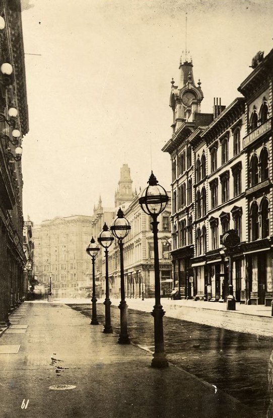 Looking south on Montgomery Street, near Sutter, 1889
