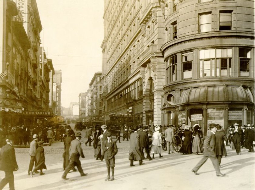 Powell at Market Street, 1909