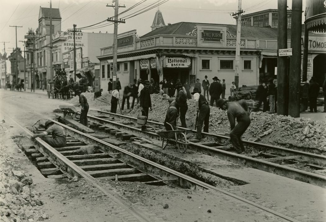Track reconstruction on Haight Street, July 20, 1906