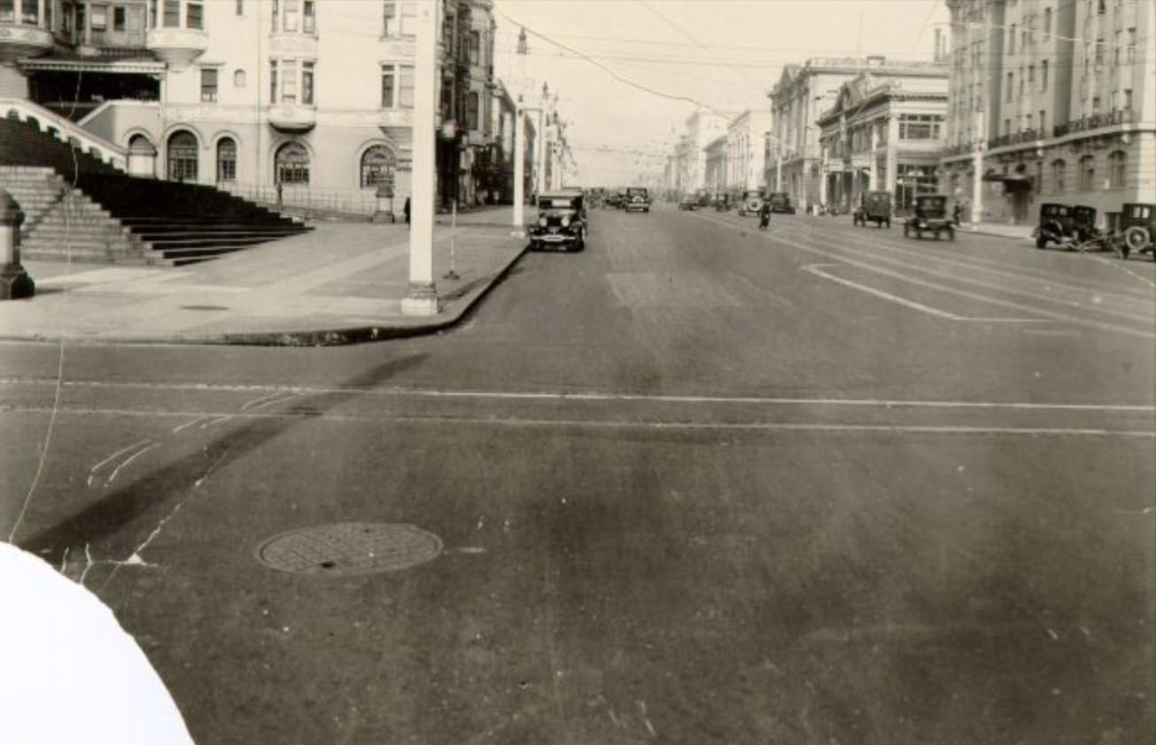 Van Ness Avenue at O'Farrell Street, 1925