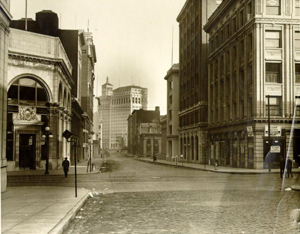 Montgomery and Pine Street, 1924