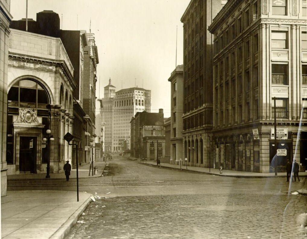 Montgomery and Pine Street, 1924