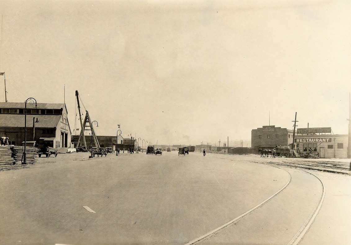 Embarcadero opposite Pier 34, 1927