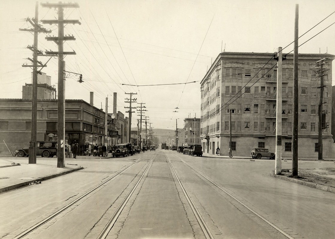 Chestnut at Fillmore Street, 1929