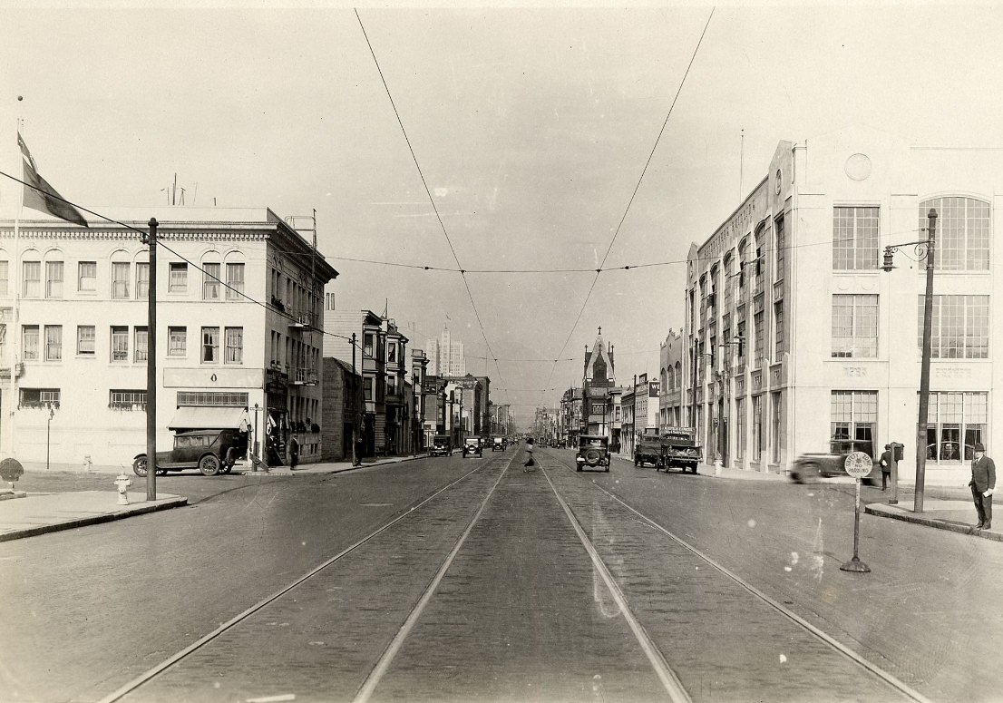 Howard Street at 7th, 1926