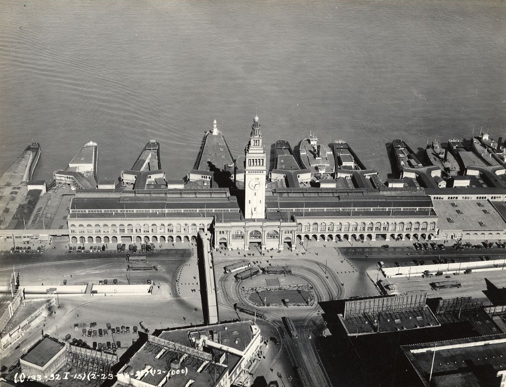 Aerial view of the Ferry Building, 1926