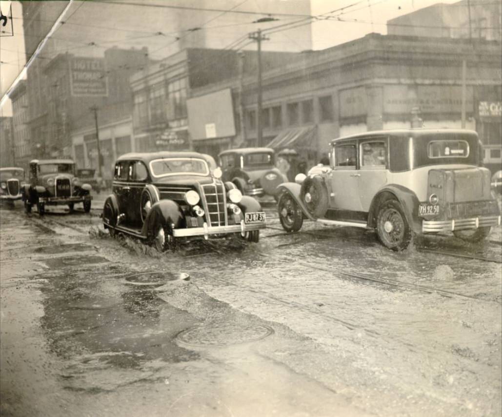 Rainy day on Mission Street, 1937