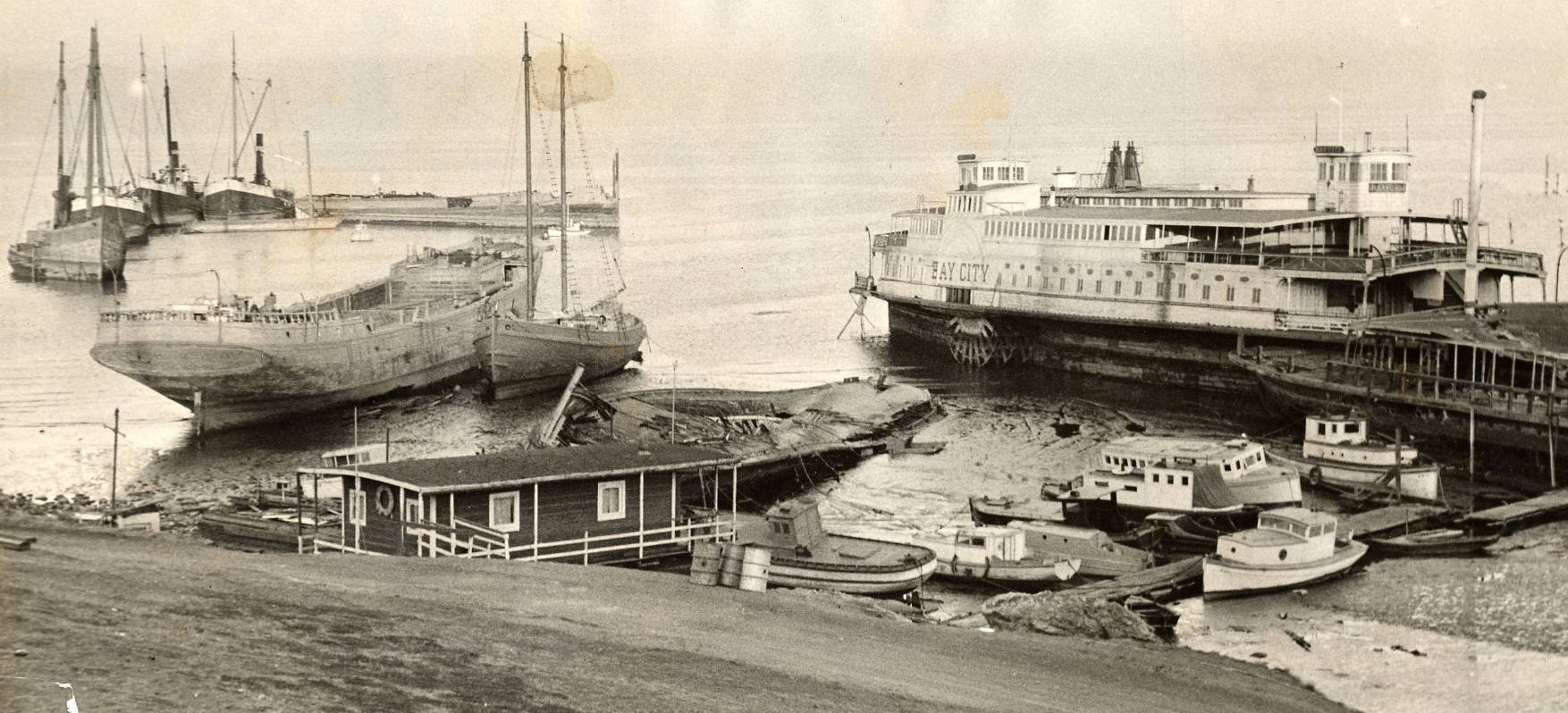 Old hulks abandoned off Hunters Point, 1932
