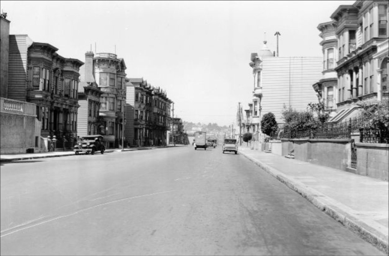 Bush Street between Buchanan and Webster, 1932