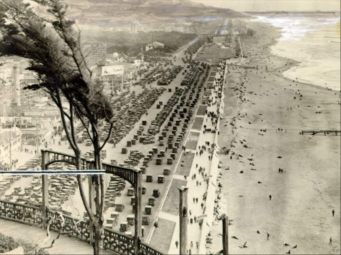 Great Highway from Sutro Heights, Playland at the Beach on left, 1930s