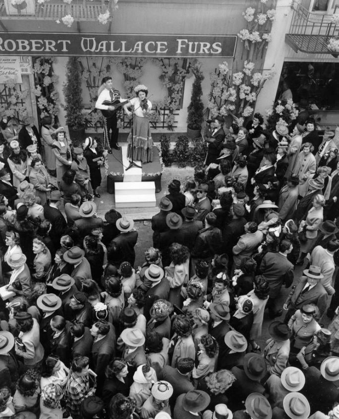 Maiden Lane festival, 1946