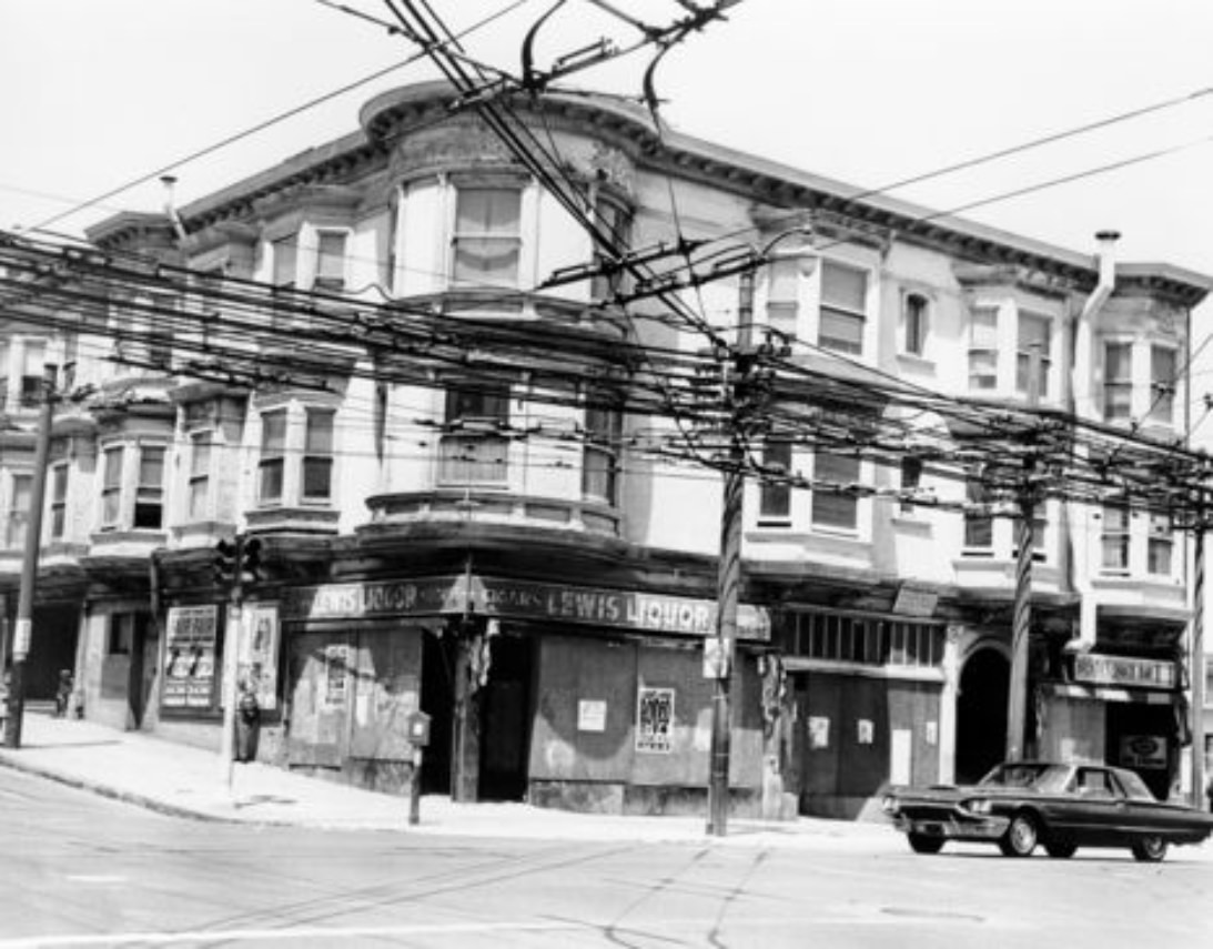 Corner of Fillmore and McAllister streets, 1971.