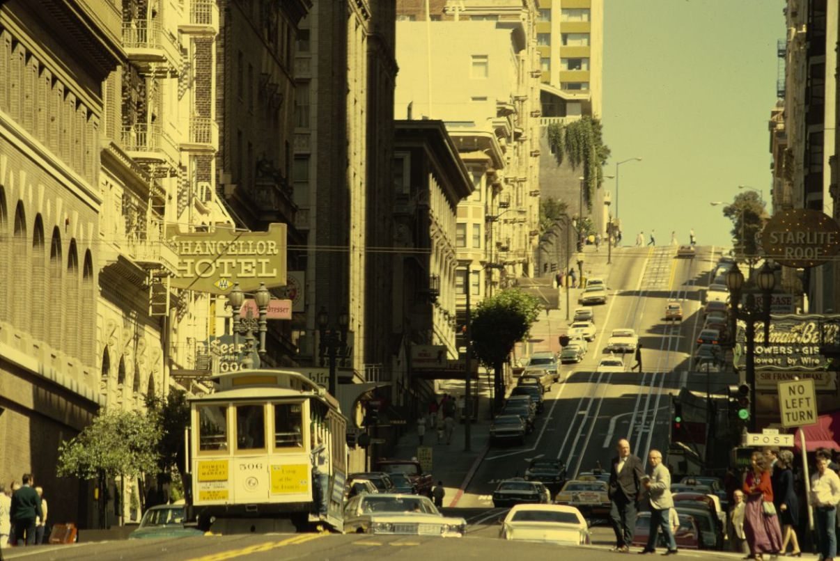 Cable Car coming down Powell Street at Post Street, 1972.