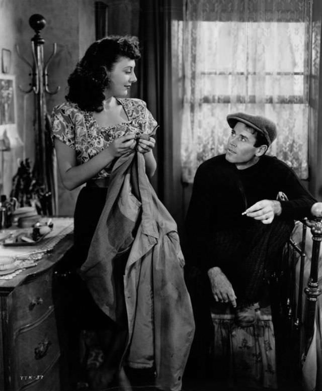 The Unforgettable Performance of Ann Dvorak in The Long Night 1947 through Vivid Photos and Scenes