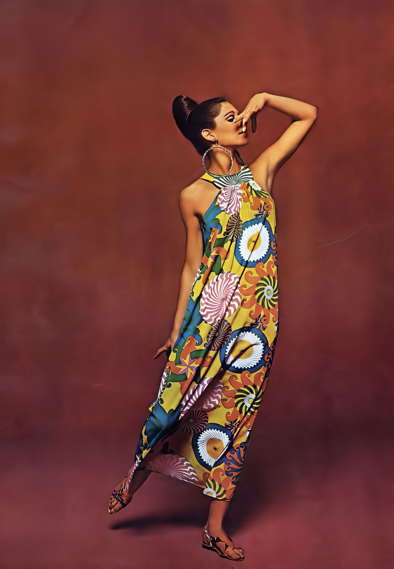 Ann Turkel in a Pinwheel print shift by Vanity Fair, 1967.