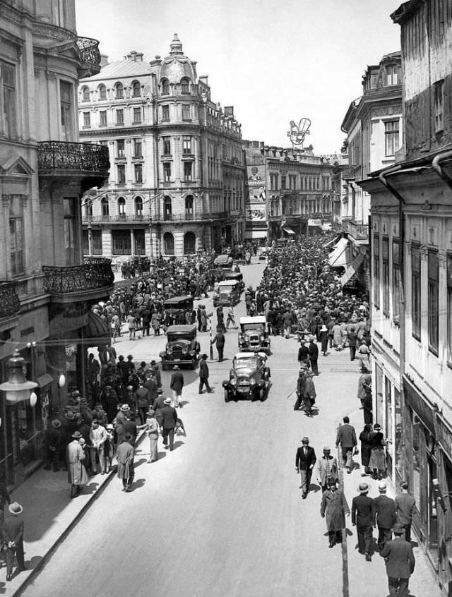 Victoriei Avenue, 1920s