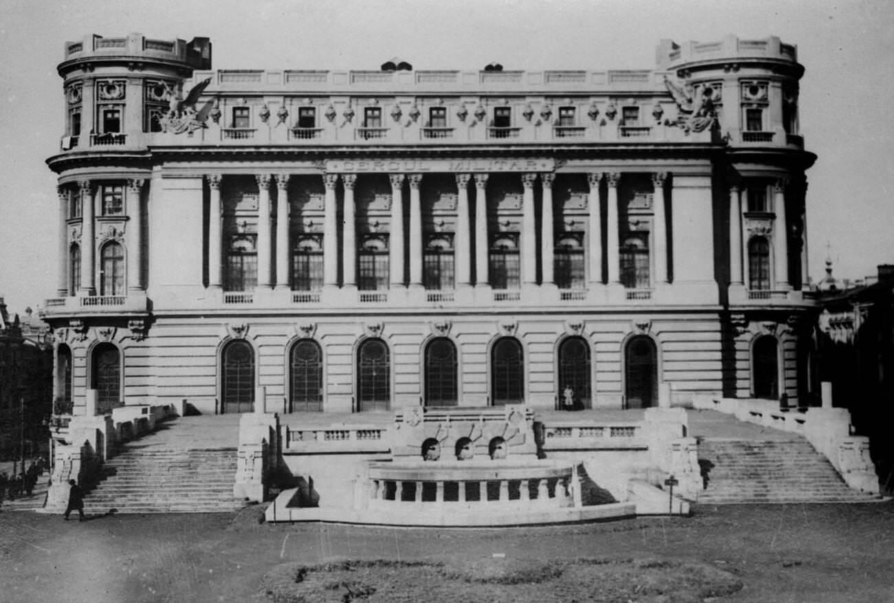 The magnificent military club, Bucharest, 1928