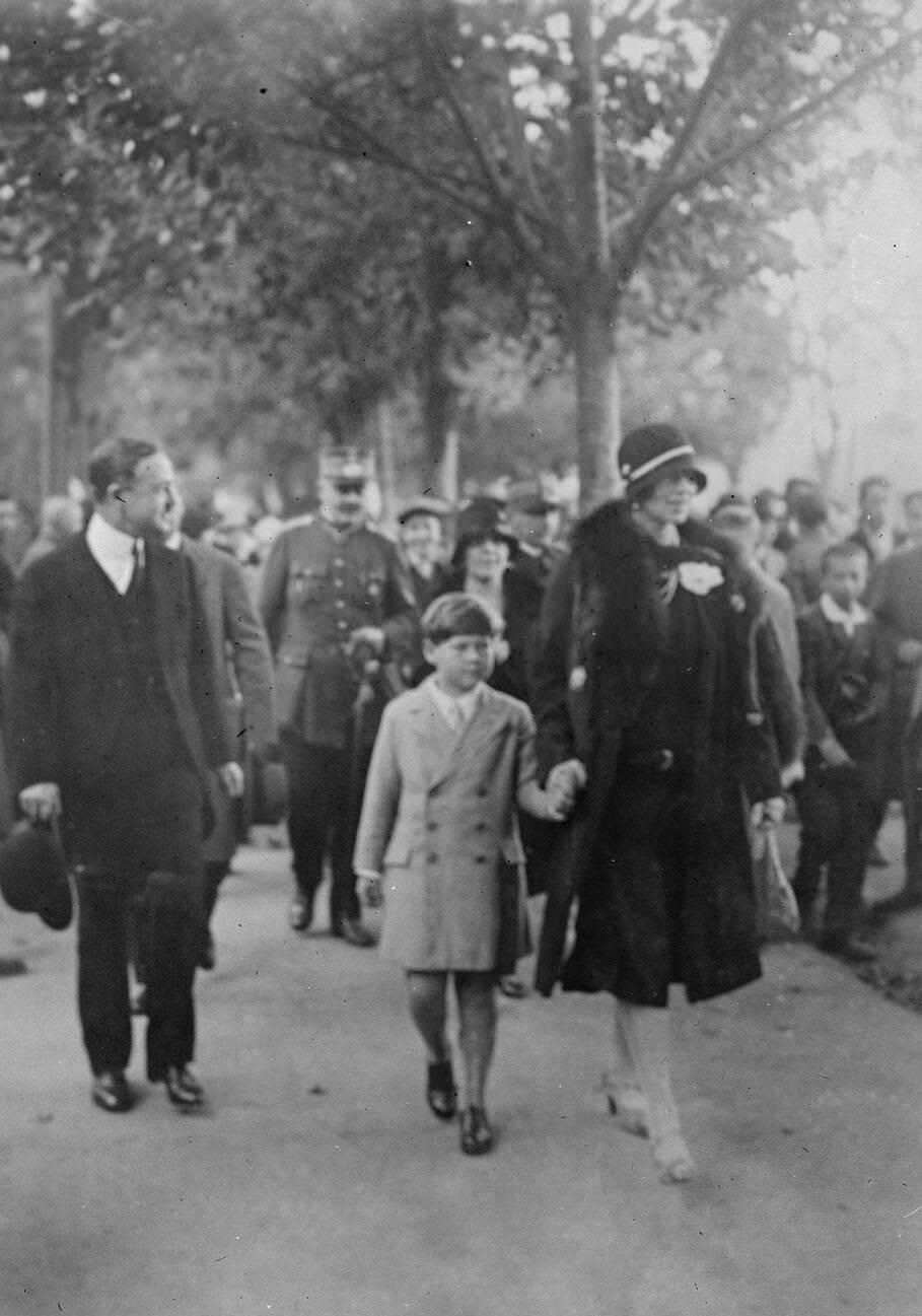 Boy King Michael of Rumania opens new radio exhibition in Bucharest, 1928