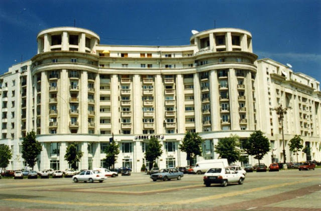 Banc Post in Bucharest, 1990s