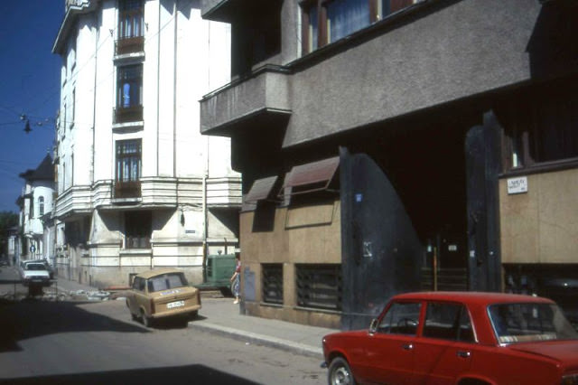 Daily life in Bucharest, 1990s.