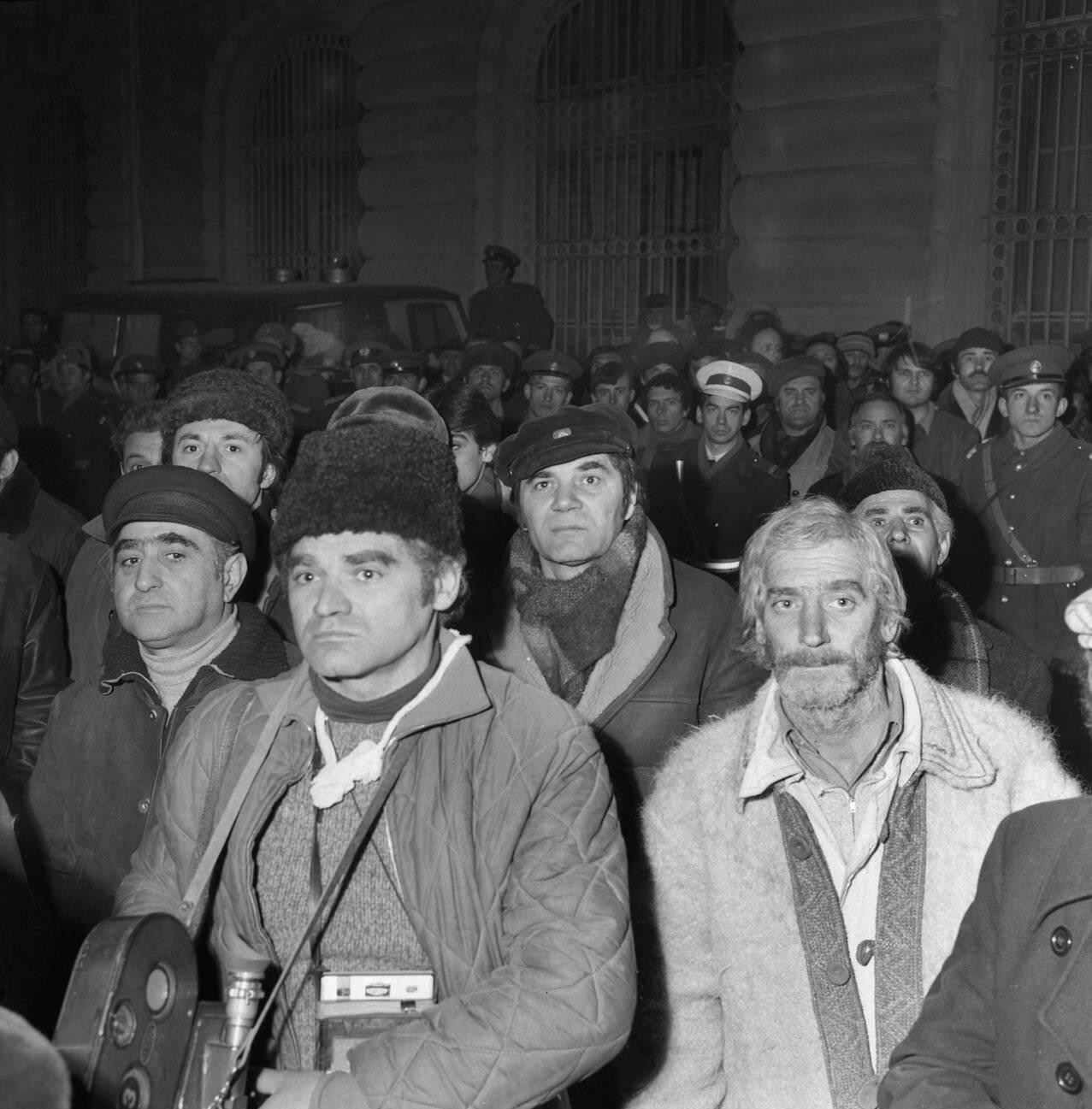 Crowd in Bucharest at night after the deadly earthquake, March 1977.
