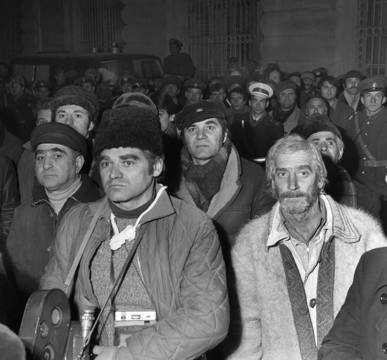 Crowd in Bucharest after the deadly earthquake, with Dinu Sararu, Ion Caramitru, and Ion Besoiu, March 4, 1977.