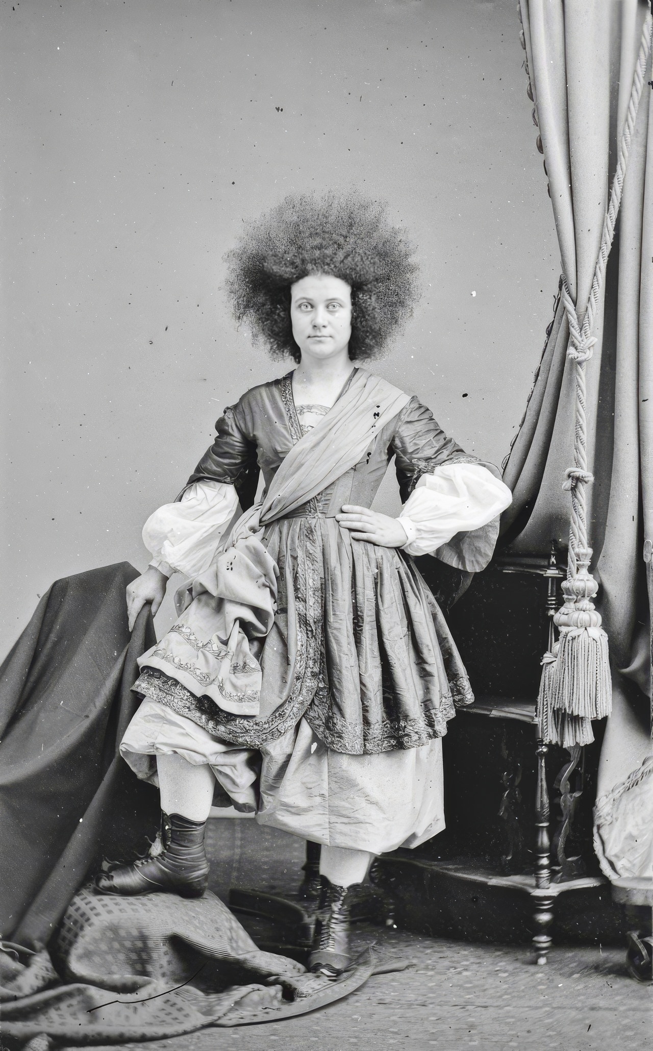 The Enigmatic Circassian Beauties Captured by Mathew Brady Studio in the 19th Century