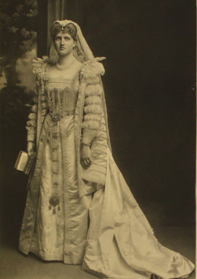 Lady Katharine Scott as Mary Queen of Scots, with the look of a martyred saint in a religious painting.