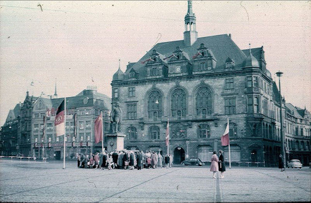 Handel Monument in Halle-Saale's main square, 1960s