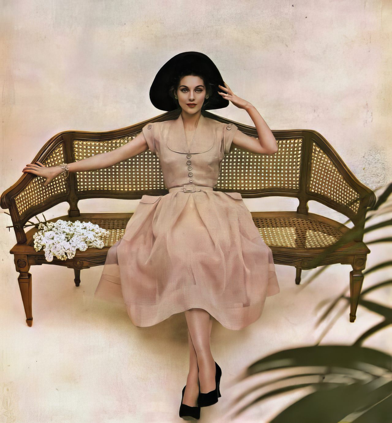 Ricki VanDusen in a starched chiffon and Enka rayon dress by Kane-Weill, Harper's Bazaar, April 1951.