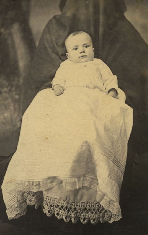 Victorian Shadows: The Spooky Phenomenon of Hidden Mothers in Historical Baby Photographs