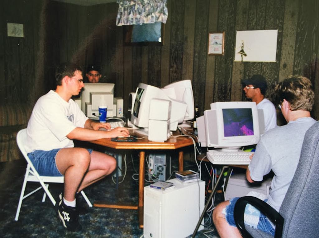 Wired Connections and Unforgettable Nights: Exploring the Peak of LAN Parties with Photos from the Late 1990s to Early 2000s