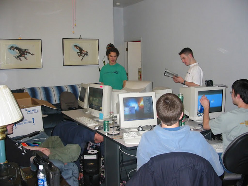 Wired Connections and Unforgettable Nights: Exploring the Peak of LAN Parties with Photos from the Late 1990s to Early 2000s