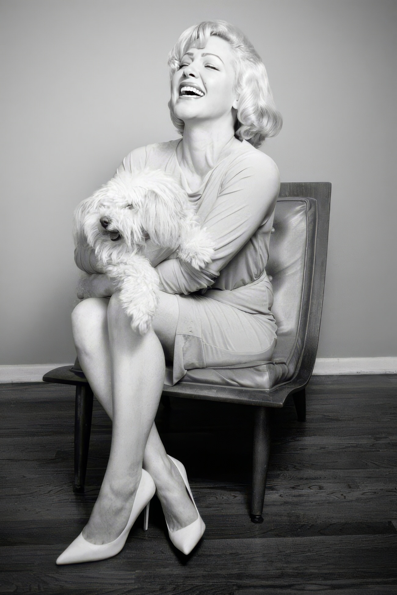 Adorable Vintage Photos of Marilyn Monroe with her Pet Dogs