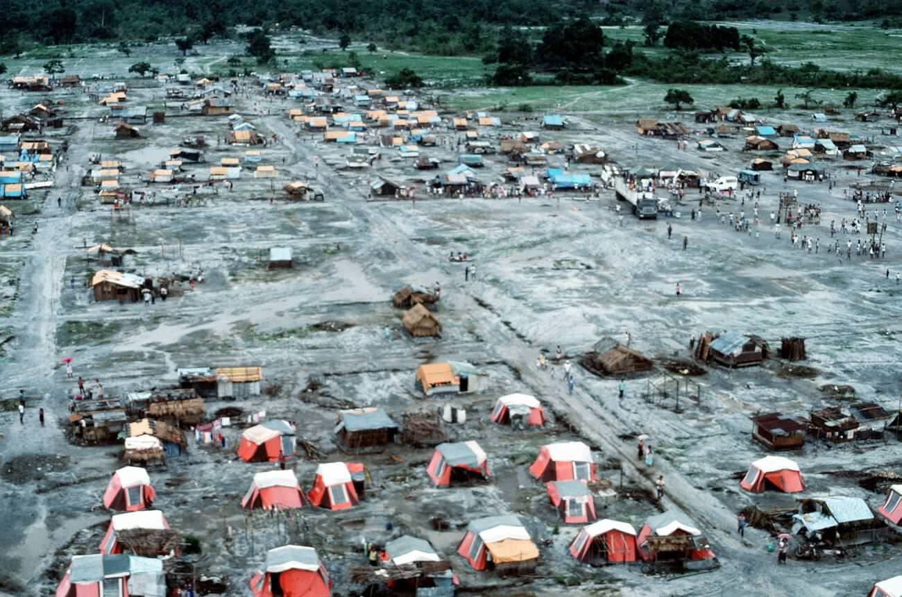 Temporary shelters set up in the Philippines after Mount Pinatubo's eruption, marking its first activity in over 600 years.