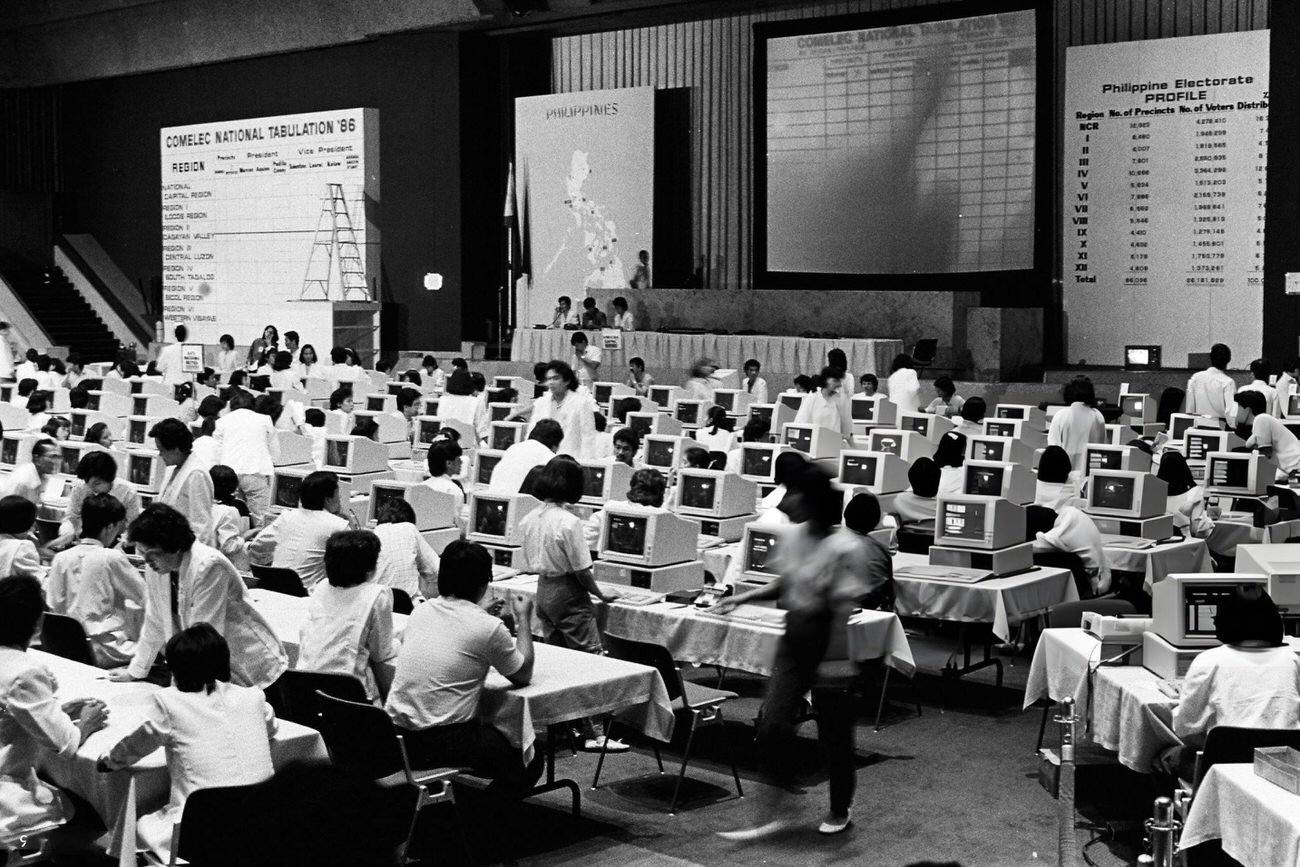 The COMELEC organizes vote counting for the Philippines Presidential Election in Manila, February 1986.