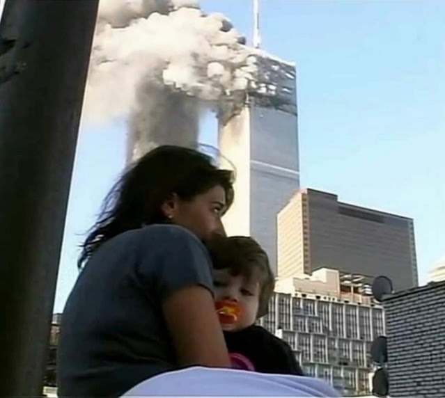 Accidental and Candid Photos from the September 11, 2001 Terrorist Attack