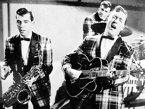 The Iconic Style of Teddy Boys and Girls in the 1950s through Fabulous Vintage Photos