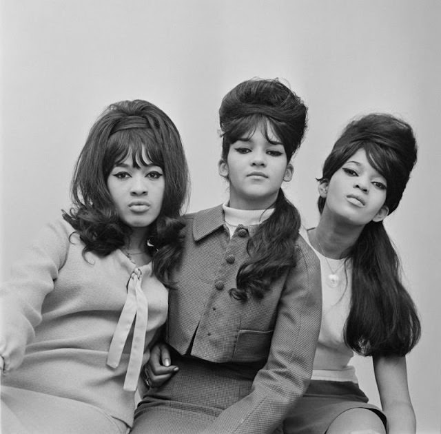The Ronettes' Captivating 1964 London Visit Through Beautiful Photos