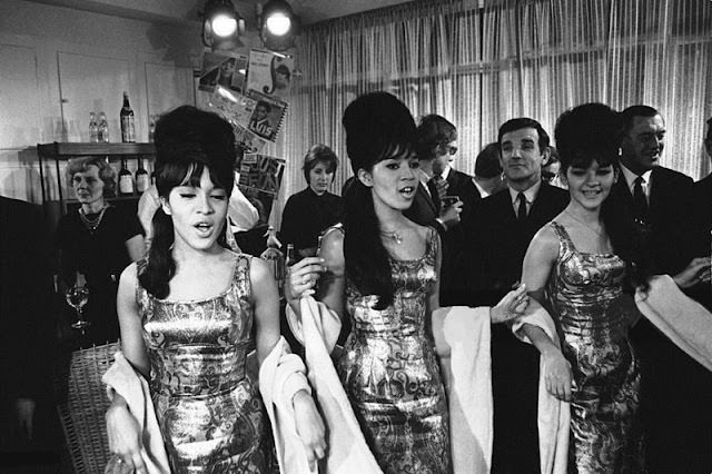 The Ronettes' Captivating 1964 London Visit Through Beautiful Photos