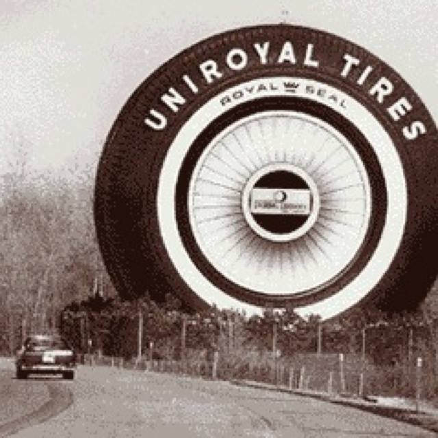The Uniroyal Giant Tire: From World's Fair Attraction to Detroit Landmark