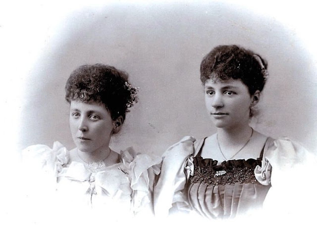 30 Vintage Portraits of Victorian Sisters Capturing the Essence of the Era