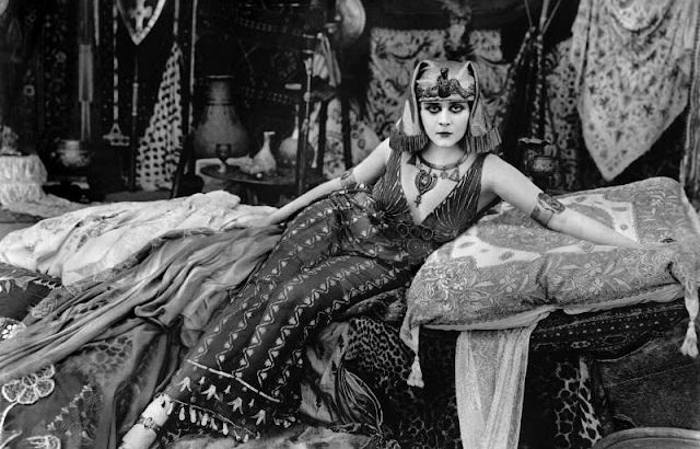 Theda Bara in Cleopatra 1917