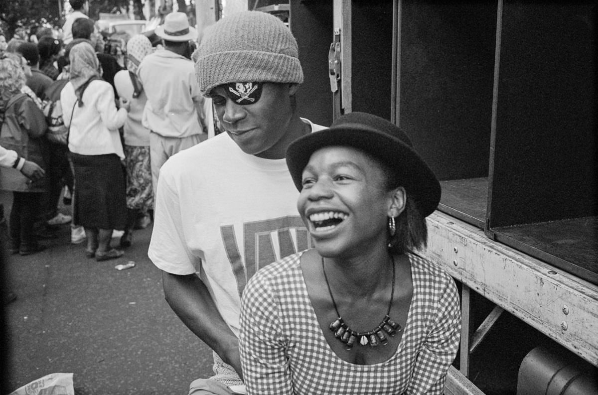 Stunning Photos of the 1992 Notting Hill Carnival that show the Celebration of Caribbean Culture