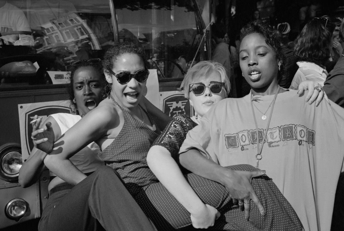 Stunning Photos of the 1992 Notting Hill Carnival that show the Celebration of Caribbean Culture