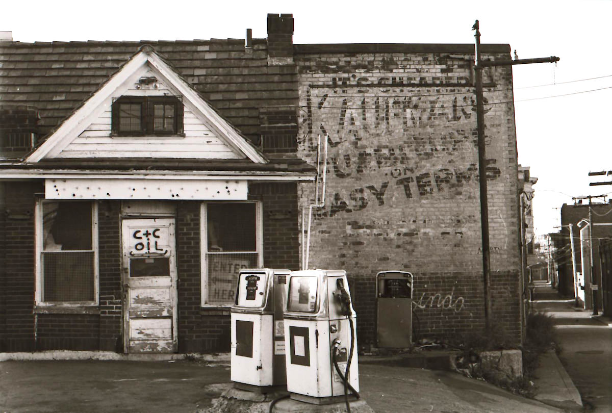 Walls That Talk: Stunning Vintage Photos of Boston's Graffiti Culture in the 70s