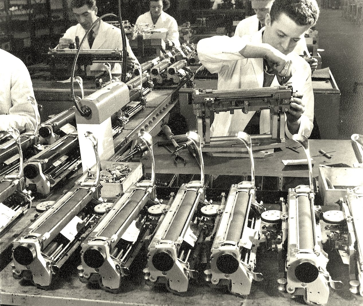 Vintage Photos Show Inside the British Olivetti Factory in Glasgow 1957