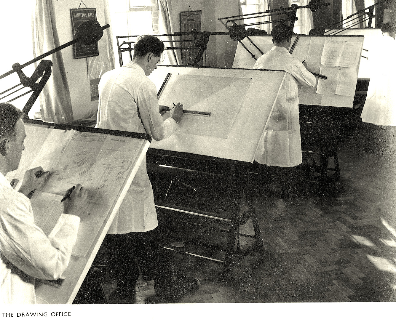 Vintage Photos Show Inside the British Olivetti Factory in Glasgow 1957